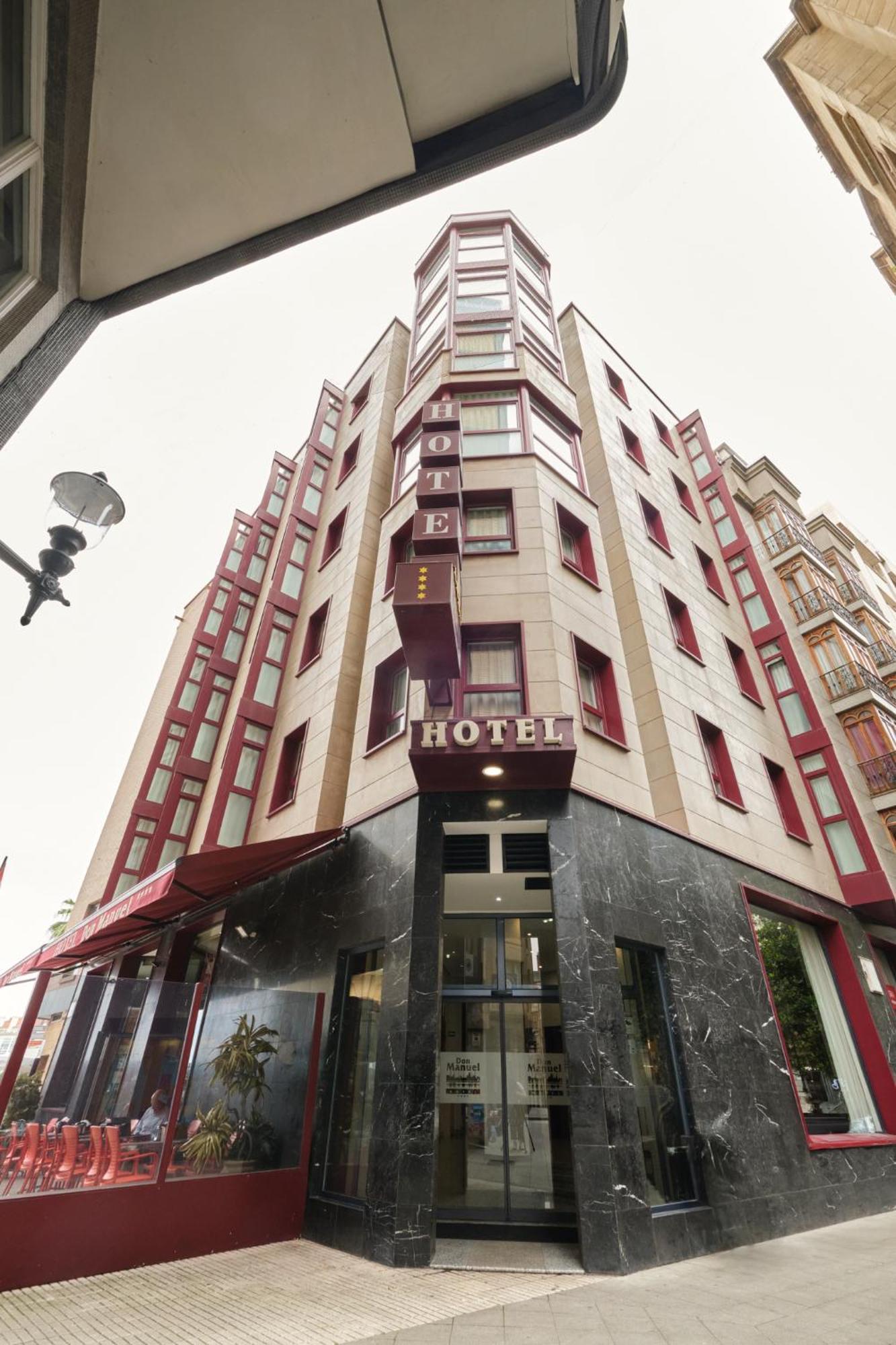 唐曼纽尔酒店 希洪 外观 照片